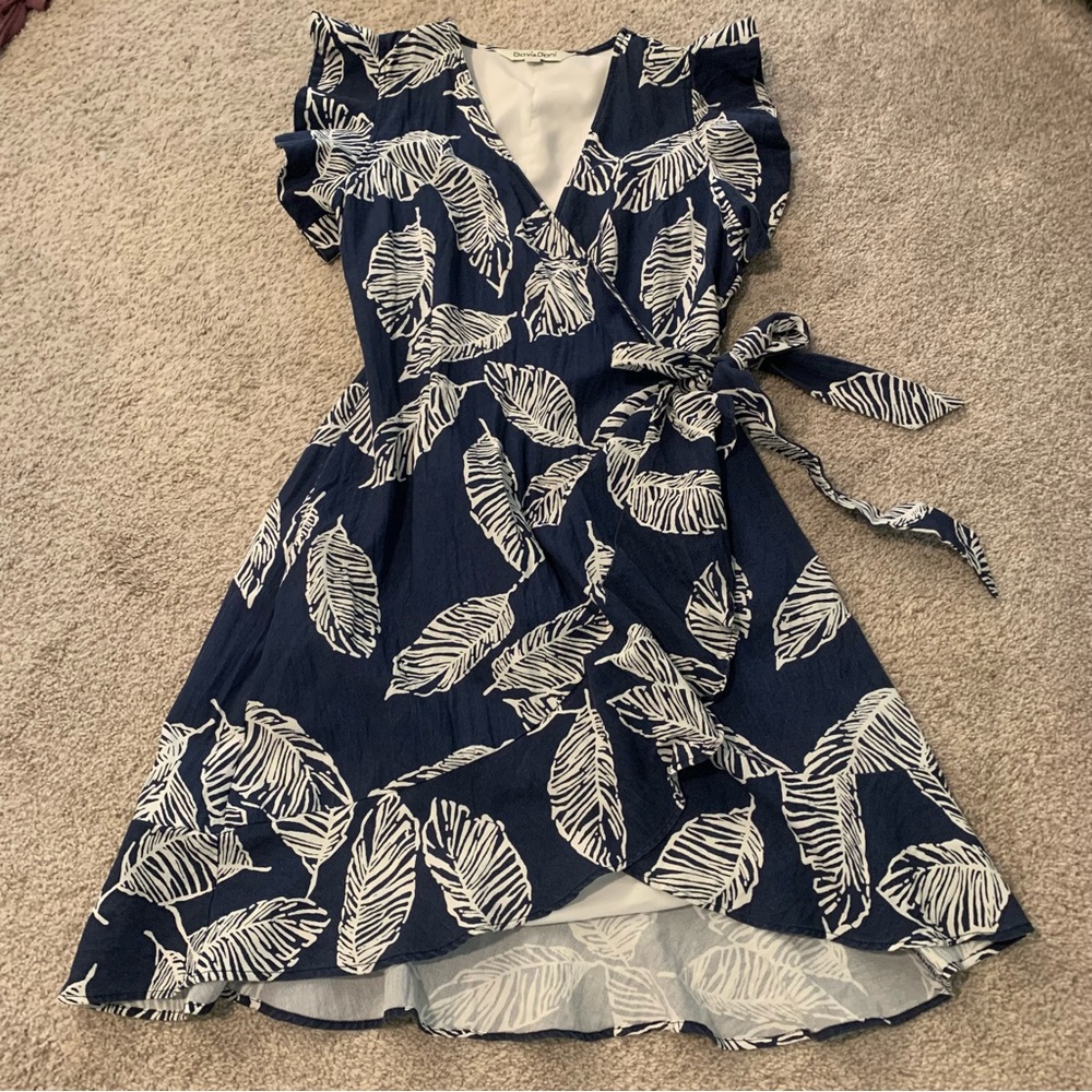 Davi & Dani Tropical Floral Wrap Dress